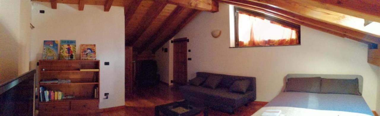 Mansarda Chanoux Cir N 0027 Châtillon Esterno foto
